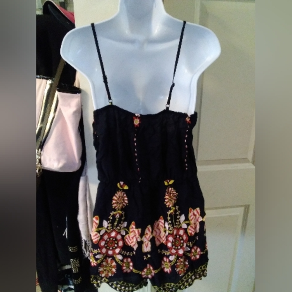 Romper - Picture 4 of 4